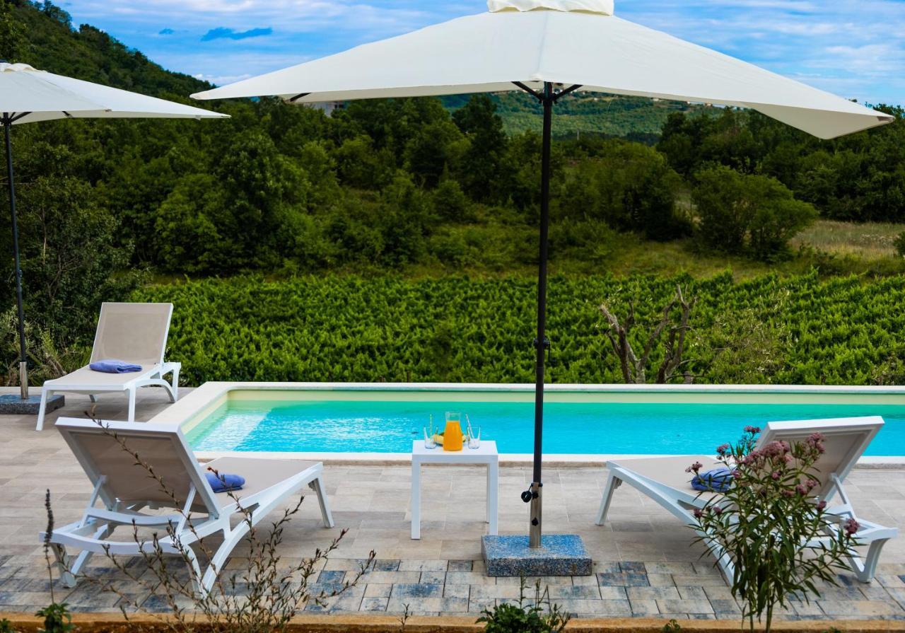 Villa Klara บูเซต ภายนอก รูปภาพ